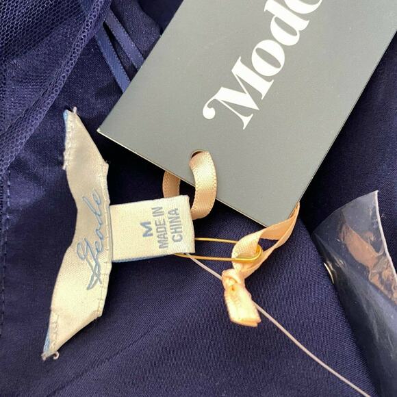 New Modcloth Geode‎ Embroidered Floral  Sleeveless Dress Medium - Picture 8 of 9